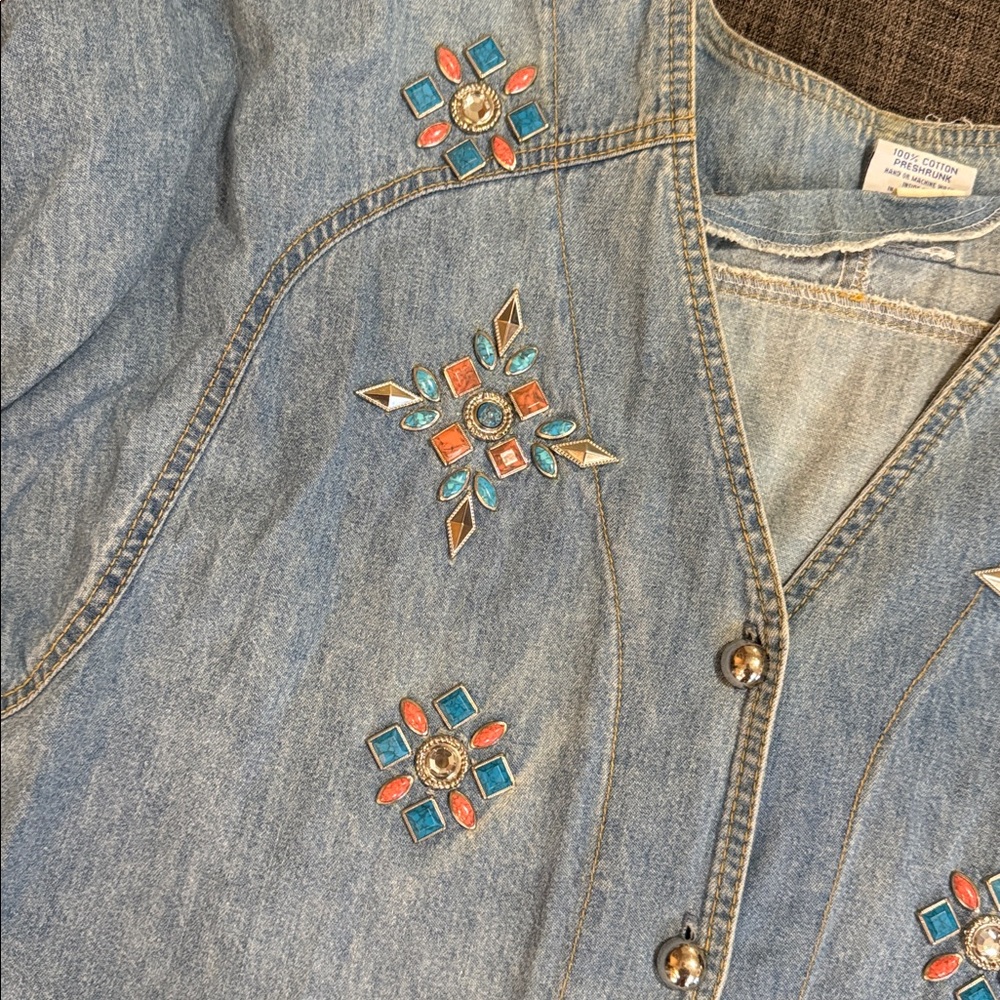 🌸 Vintage BINGO! BINGO! Denim Embellished Western Shirt — Made in USA - Picture 6 of 6
